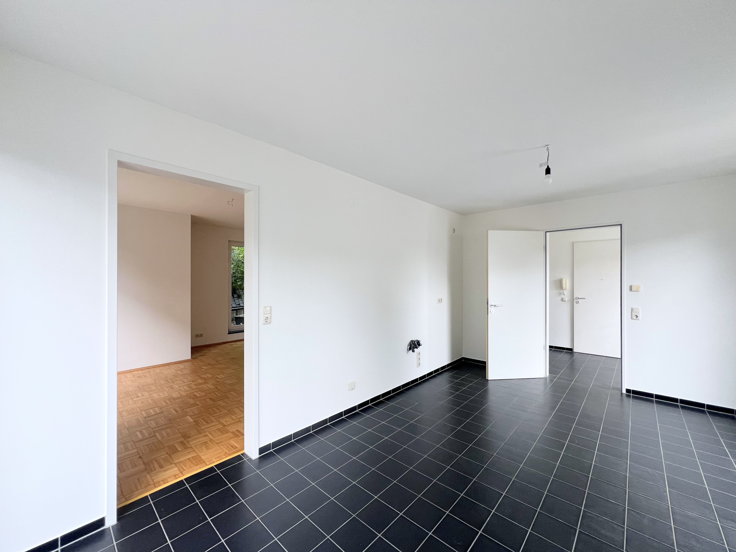Wohnung in Kornelimünster Küche mit blick auf Wohnzimmer