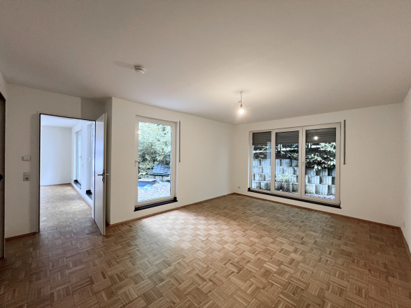 Wohnung in Kornelimünster Schlafzimmer mit Blick auf Terrassenfenster