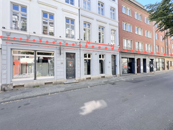 Gewerbeeinheit-in-Aachen Fassade von Aussen